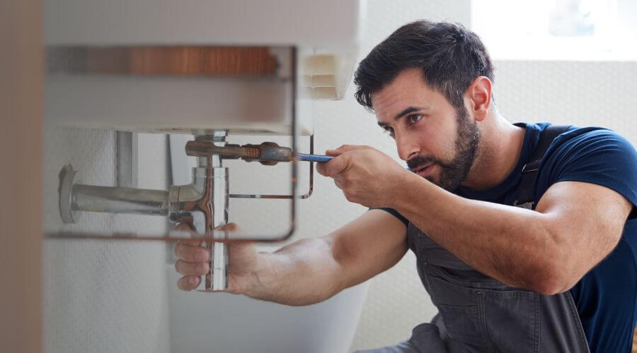 Expert burst pipe repair services in Decker, MI